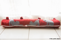 N° 13 : Boudin de porte "Les chats de l'ombre"