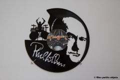 Phil Collins (Commande)